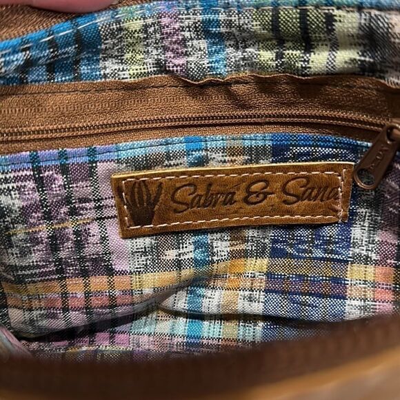 Sabra & Sand Huipile and Leather Floral Tasseled Wristlet - Picture 11 of 16